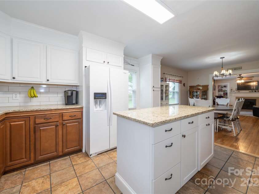 416 Main Street, Mooresboro, NC 28114.  MLS# CAR4193409, YatesRealty ID 16726. Kitchen