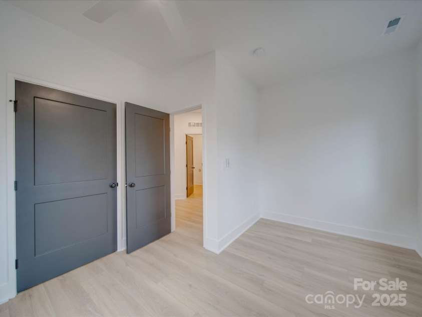 2039 Renner Street, Charlotte, NC 28216.  MLS# CAR4217607, YatesRealty ID 1673. Upstairs bedroom