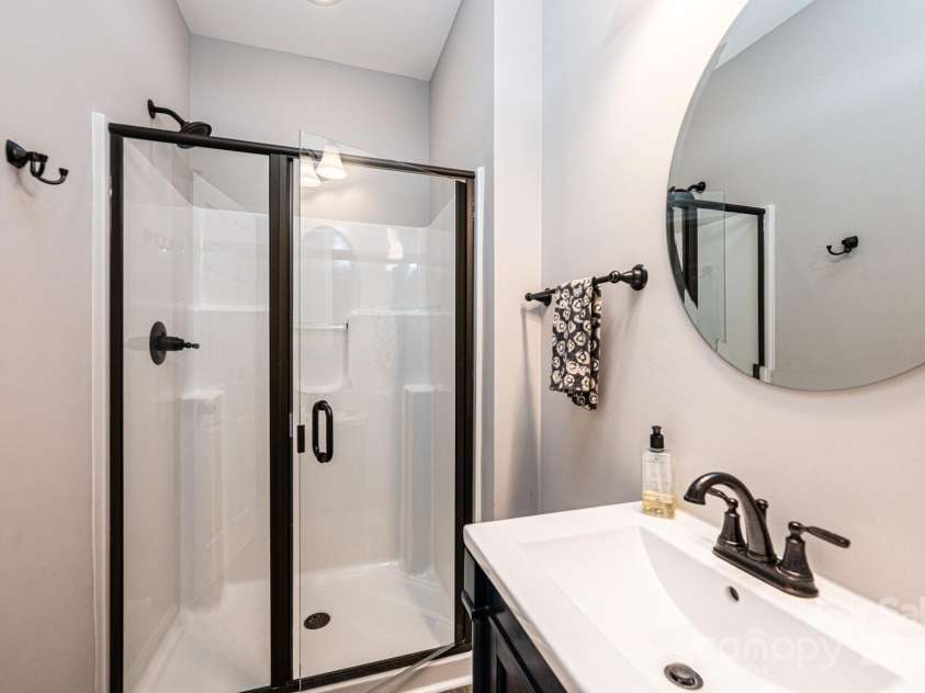 2045 13th Street, Hickory, NC 28601.  MLS# CAR4264324, YatesRealty ID 16731. 