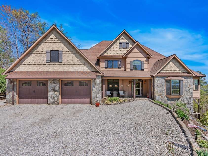 498 Pinnacle Parkway, Union Mills, NC 28167.  MLS# CAR4245645, YatesRealty ID 16732. 