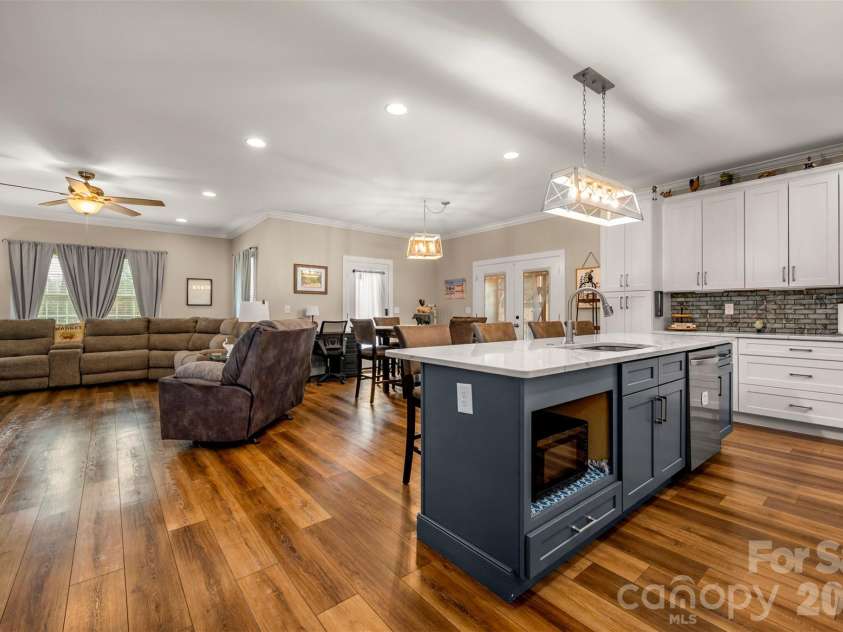 457 Edwards Street Extension, Rutherfordton, NC 28139.  MLS# CAR4350340, YatesRealty ID 16733. 