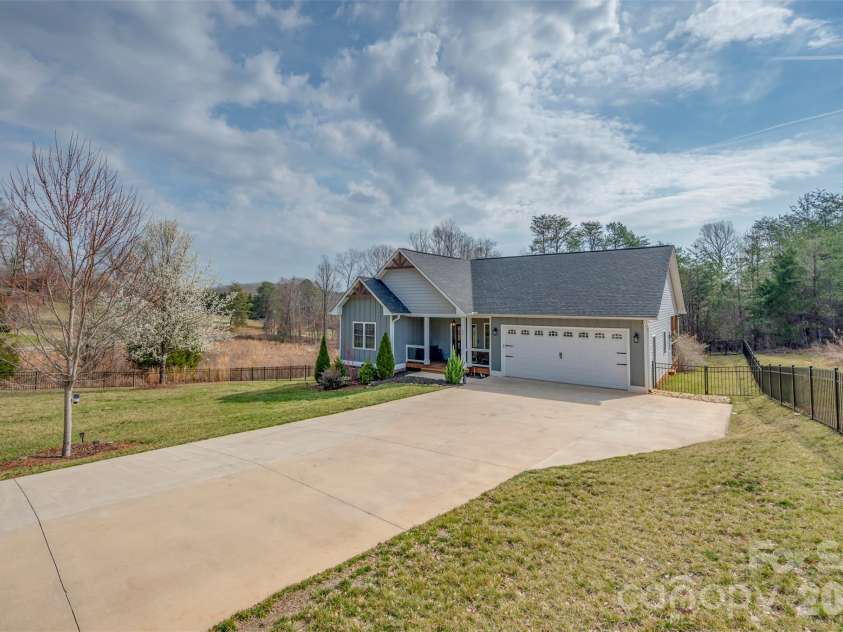 457 Edwards Street Extension, Rutherfordton, NC 28139.  MLS# CAR4350340, YatesRealty ID 16733. 