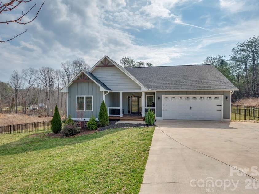 457 Edwards Street Extension, Rutherfordton, NC 28139.  MLS# CAR4350340, YatesRealty ID 16733. 