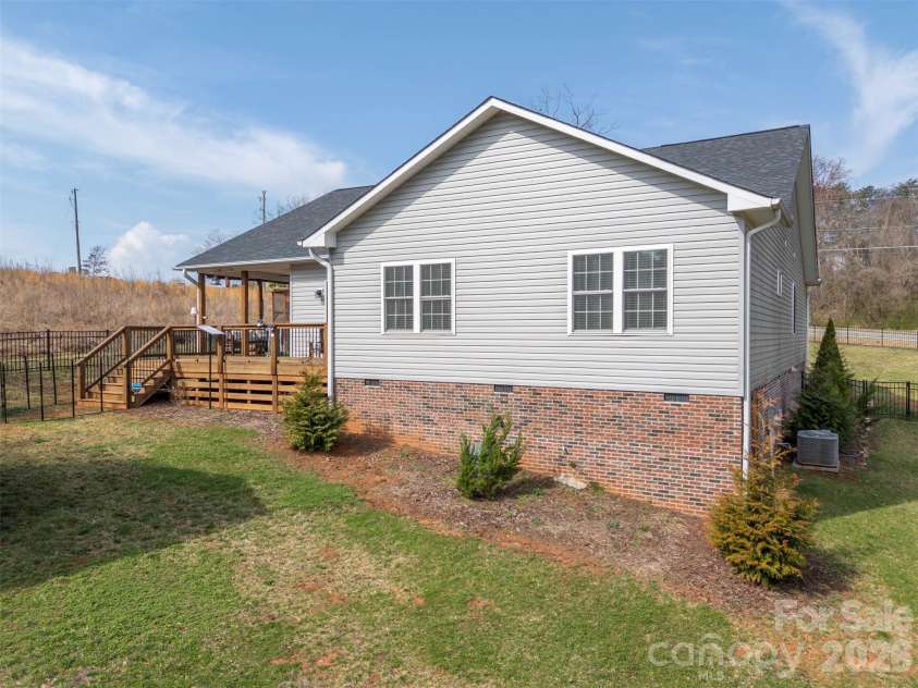 457 Edwards Street Extension, Rutherfordton, NC 28139.  MLS# CAR4350340, YatesRealty ID 16733. 