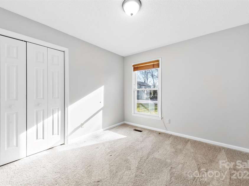 2124 Marquesas Avenue, Tega Cay, SC 29708.  MLS# CAR4241367, YatesRealty ID 16735. 