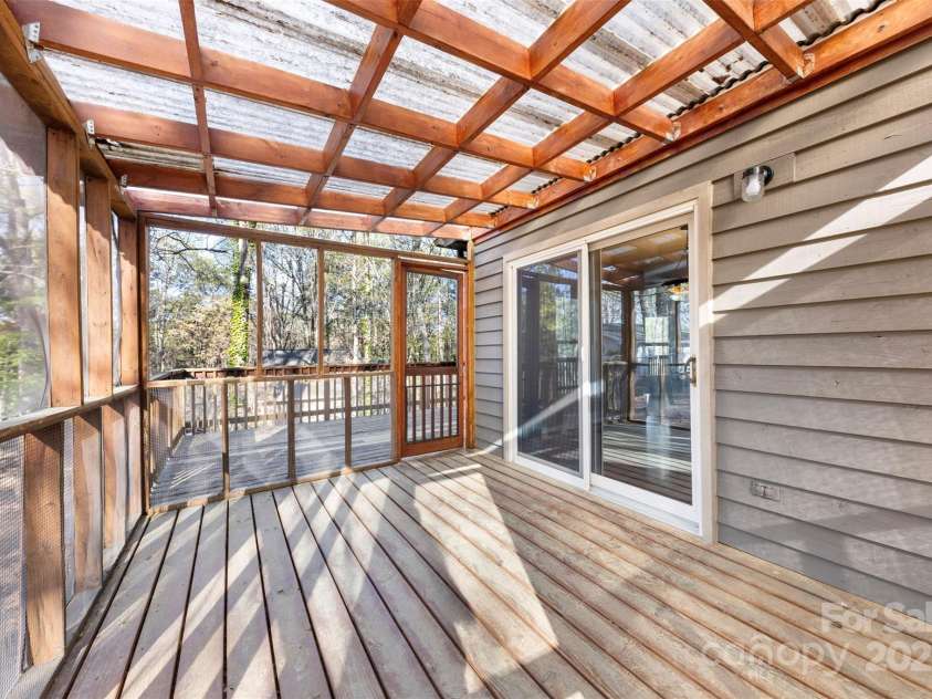 2124 Marquesas Avenue, Tega Cay, SC 29708.  MLS# CAR4241367, YatesRealty ID 16735. 