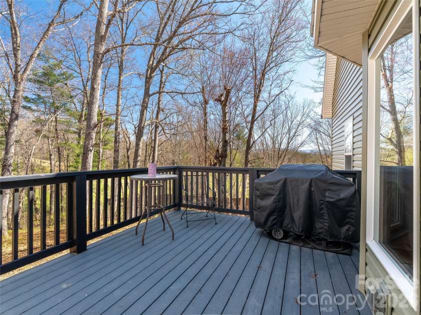 6 Jackson Cove Road, Leicester, NC 28748.  MLS# CAR4366780, YatesRealty ID 16735. 