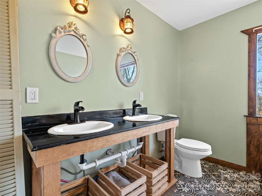 6 Jackson Cove Road, Leicester, NC 28748.  MLS# CAR4366780, YatesRealty ID 16735. 