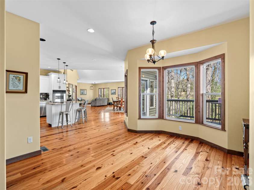 6 Jackson Cove Road, Leicester, NC 28748.  MLS# CAR4366780, YatesRealty ID 16735. Breakfast nook