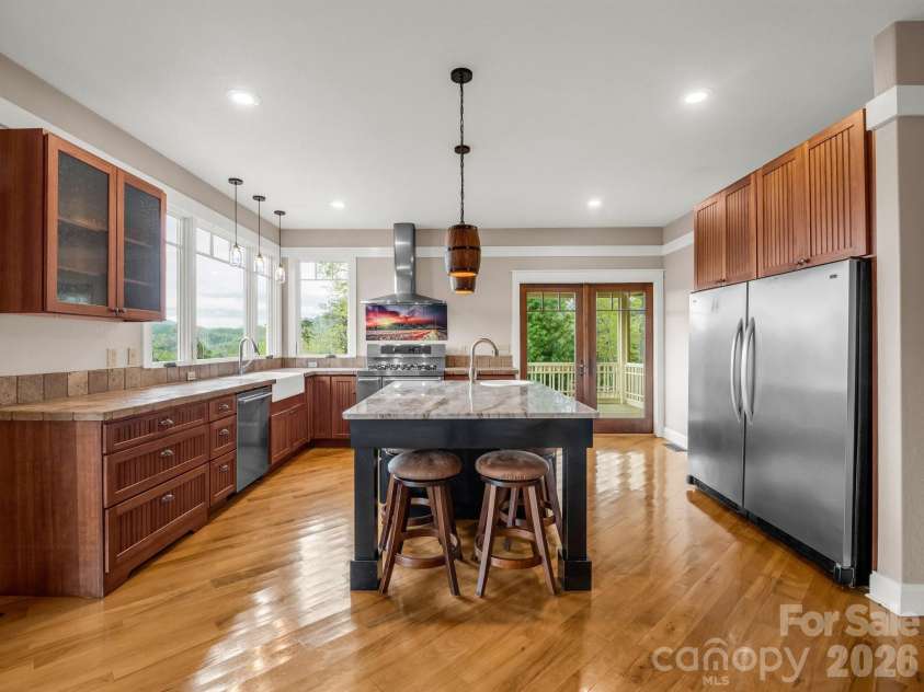 111 Arabesque Way, Lake Lure, NC 28746.  MLS# CAR4371299, YatesRealty ID 16736. 