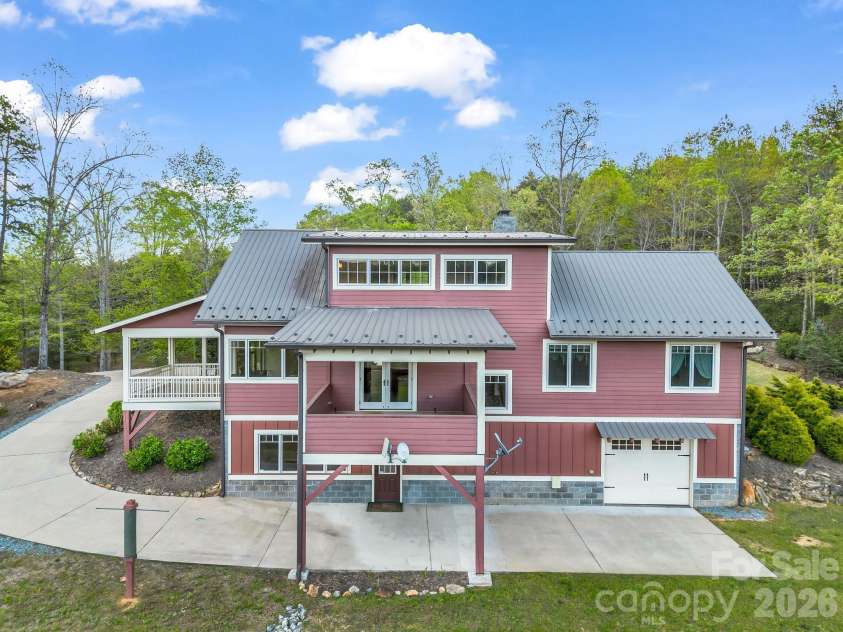 111 Arabesque Way, Lake Lure, NC 28746.  MLS# CAR4371299, YatesRealty ID 16736. 