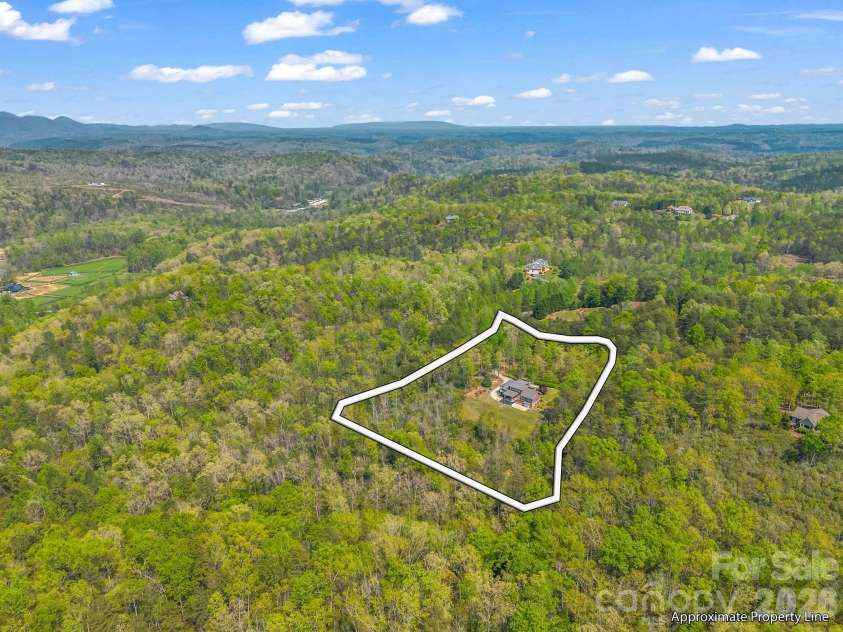 111 Arabesque Way, Lake Lure, NC 28746.  MLS# CAR4371299, YatesRealty ID 16736. 
