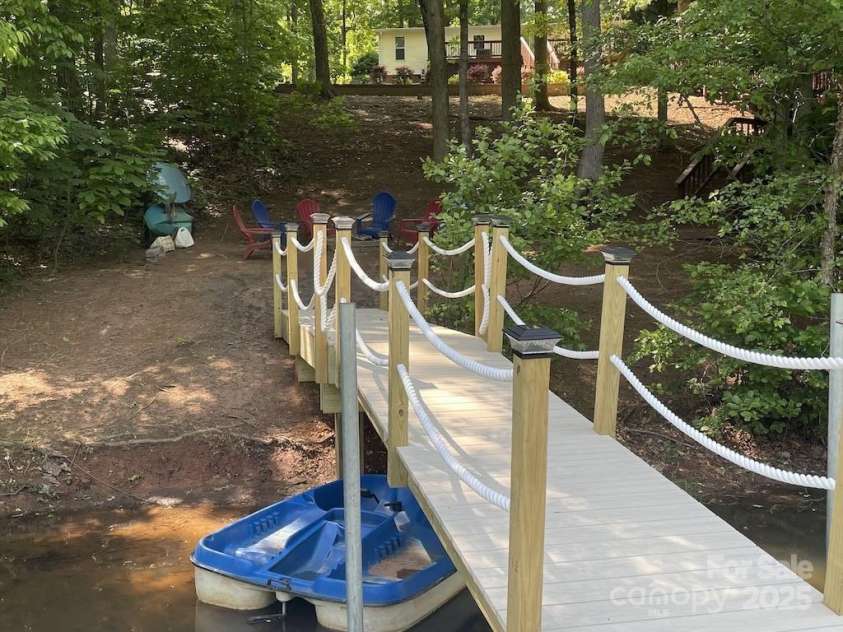 113 Hidden Lane, Mooresville, NC 28117.  MLS# CAR4241849, YatesRealty ID 16736. Dock