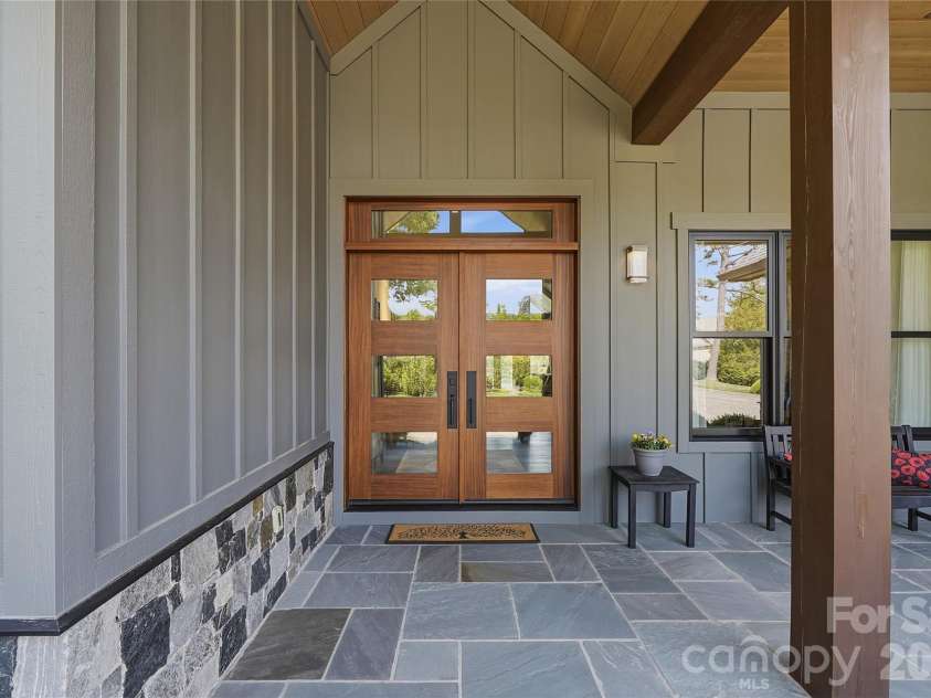 984 Mapleton Lane, Columbus, NC 28722.  MLS# CAR4374684, YatesRealty ID 16737. 