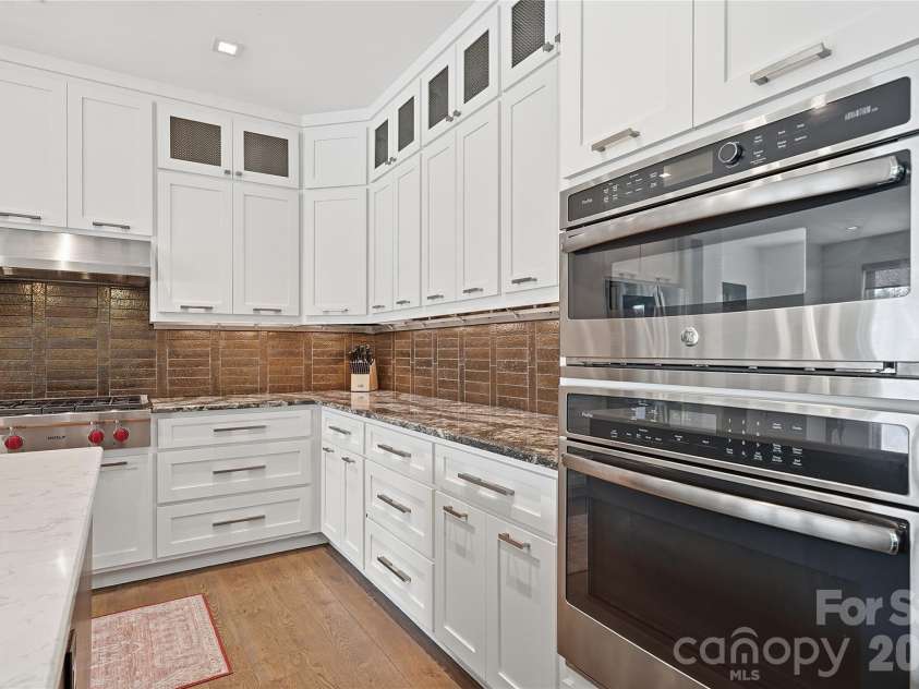 984 Mapleton Lane, Columbus, NC 28722.  MLS# CAR4374684, YatesRealty ID 16737. 