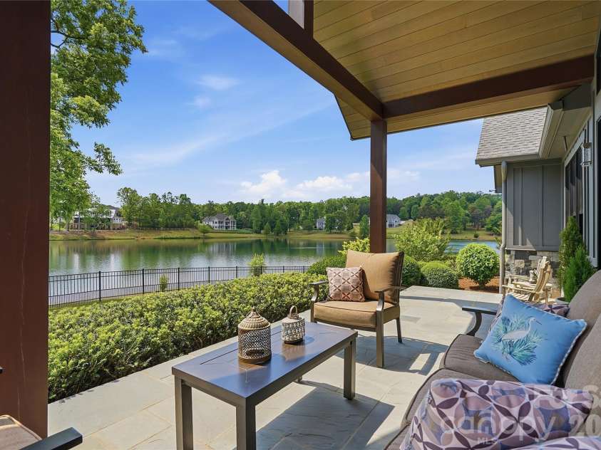 984 Mapleton Lane, Columbus, NC 28722.  MLS# CAR4374684, YatesRealty ID 16737. 