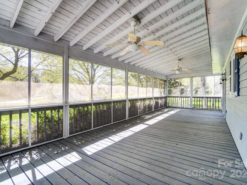 1207 Chadbourne Avenue, Concord, NC 28027.  MLS# CAR4223008, YatesRealty ID 16738. 