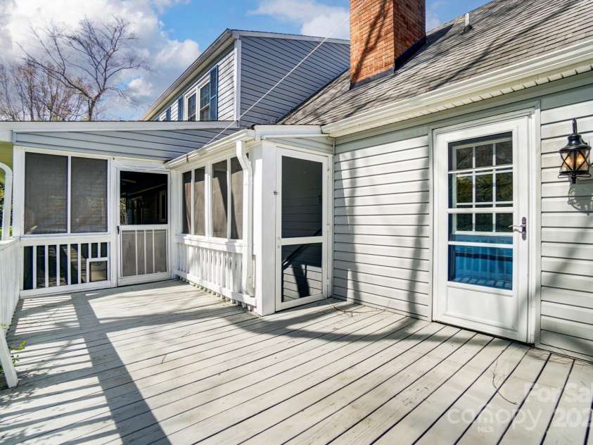 1207 Chadbourne Avenue, Concord, NC 28027.  MLS# CAR4223008, YatesRealty ID 16738. 