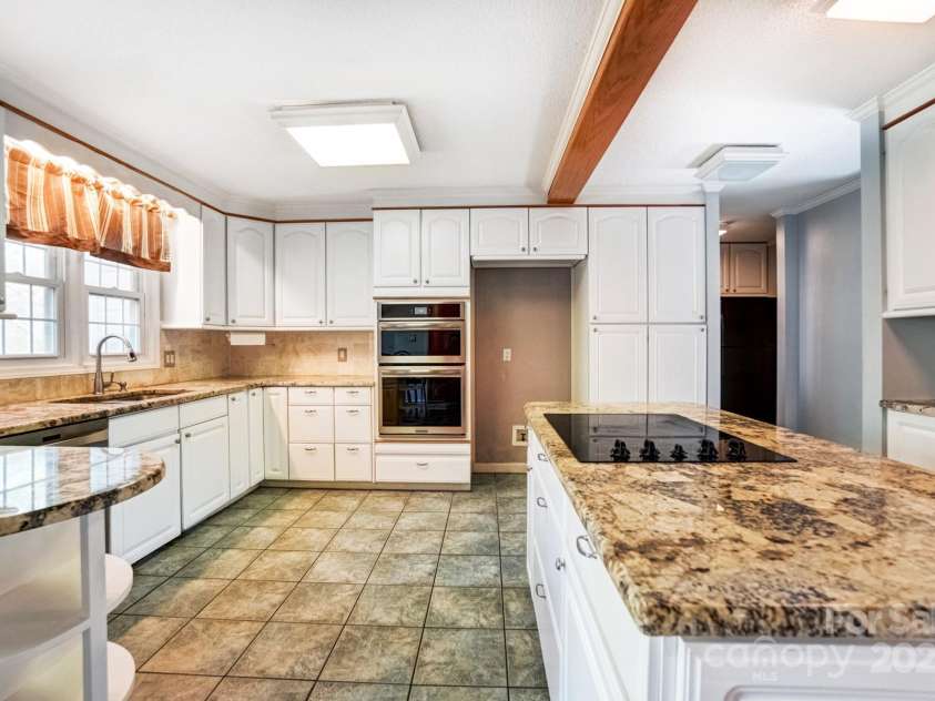 1207 Chadbourne Avenue, Concord, NC 28027.  MLS# CAR4223008, YatesRealty ID 16738. 