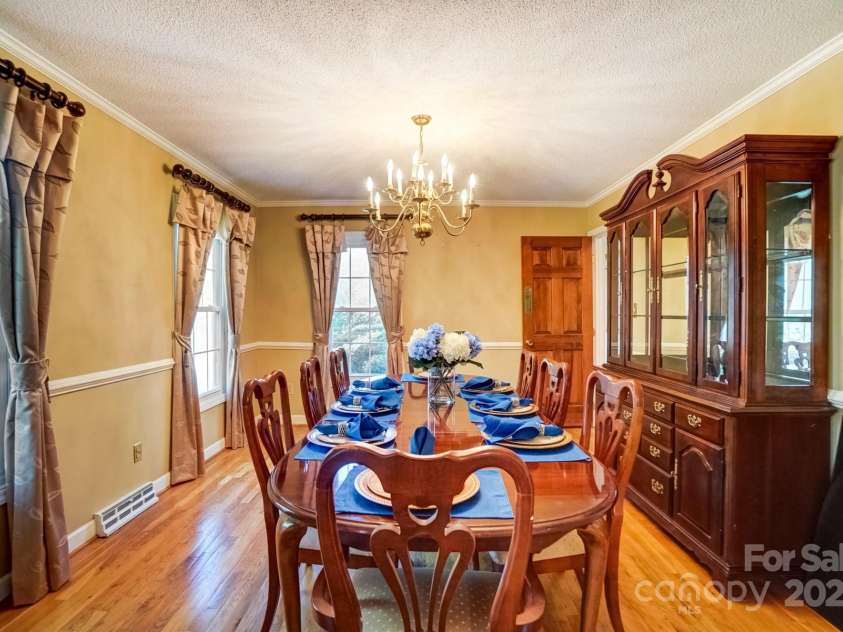 1207 Chadbourne Avenue, Concord, NC 28027.  MLS# CAR4223008, YatesRealty ID 16738. 