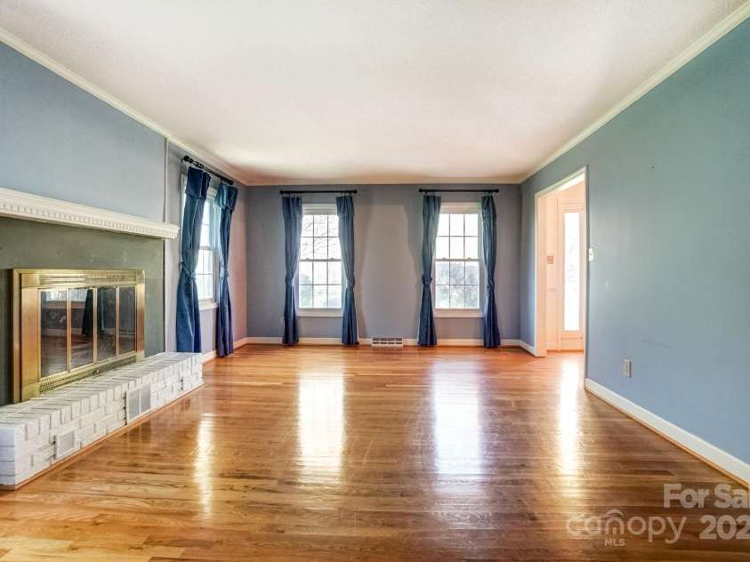 1207 Chadbourne Avenue, Concord, NC 28027.  MLS# CAR4223008, YatesRealty ID 16738. 