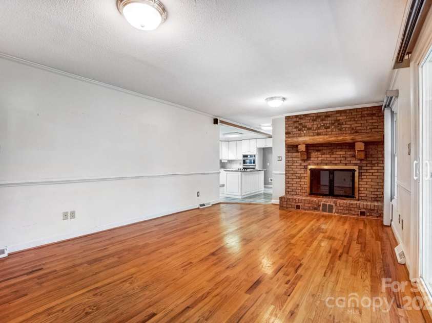 1207 Chadbourne Avenue, Concord, NC 28027.  MLS# CAR4223008, YatesRealty ID 16738. 