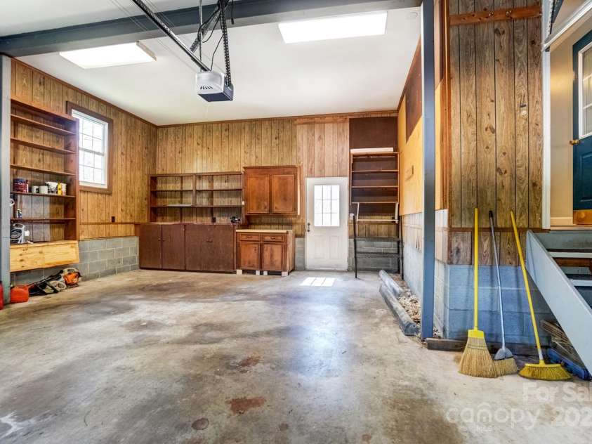 1207 Chadbourne Avenue, Concord, NC 28027.  MLS# CAR4223008, YatesRealty ID 16738. 