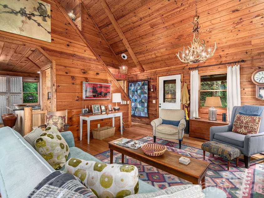 1160 High Rock Mountain Road, Marshall, NC 28753.  MLS# CAR4355296, YatesRealty ID 16741. Airy Vaulted Ceilings 