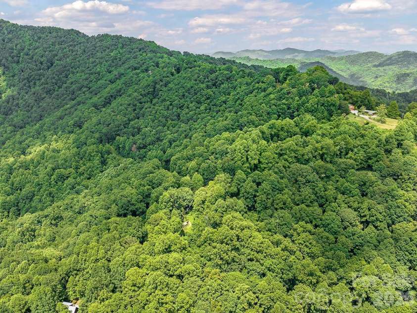 1160 High Rock Mountain Road, Marshall, NC 28753.  MLS# CAR4355296, YatesRealty ID 16741. Magical Madison County