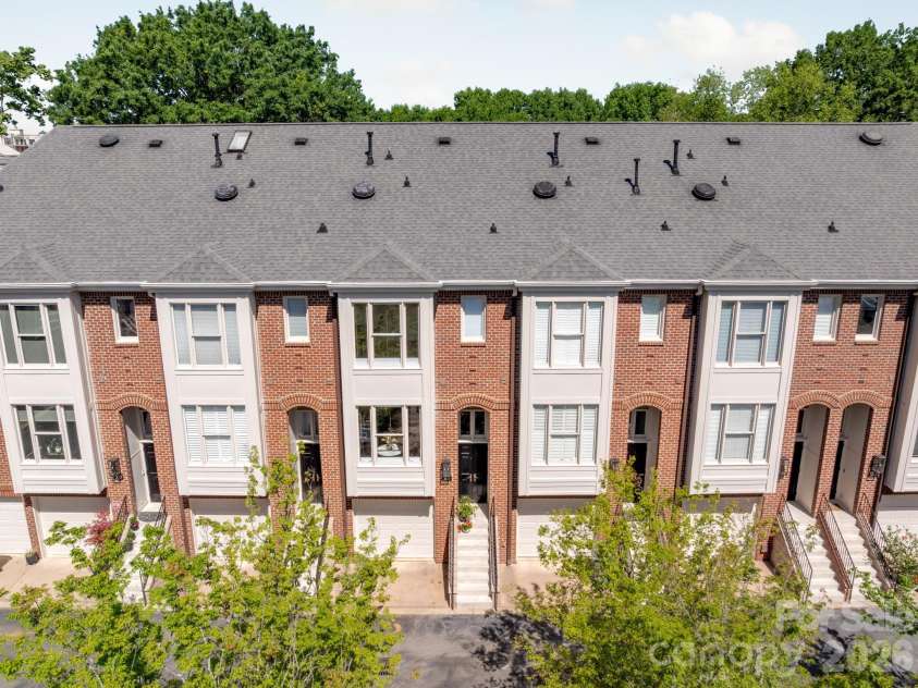 367 7th Street, Charlotte, NC 28202.  MLS# CAR4371550, YatesRealty ID 16742. 