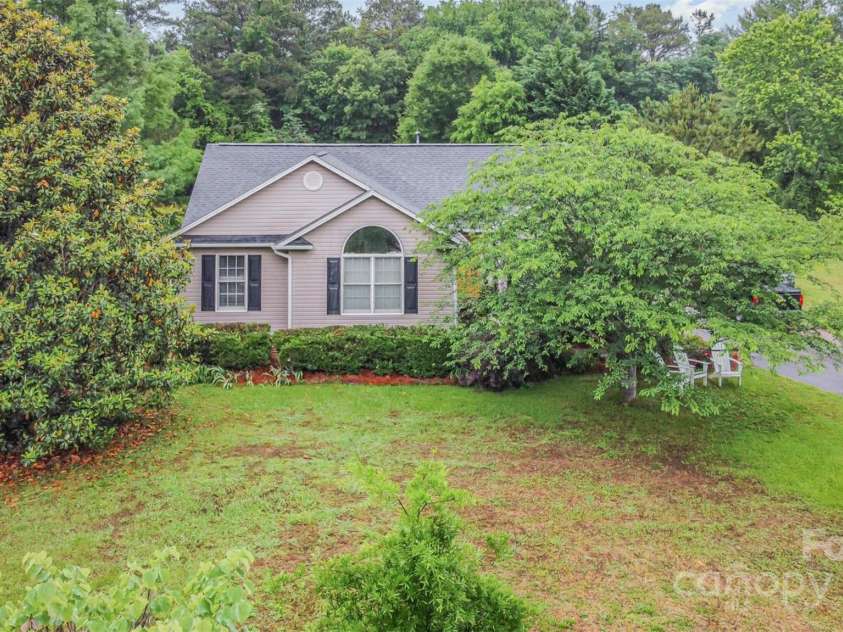 2906 Chapman Circle, Rock Hill, SC 29732.  MLS# CAR4256898, YatesRealty ID 16743. 