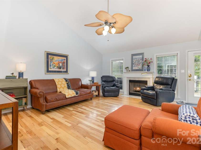 2906 Chapman Circle, Rock Hill, SC 29732.  MLS# CAR4256898, YatesRealty ID 16743. 