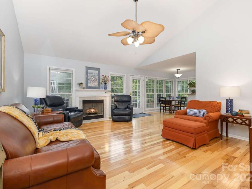 2906 Chapman Circle, Rock Hill, SC 29732.  MLS# CAR4256898, YatesRealty ID 16743. 