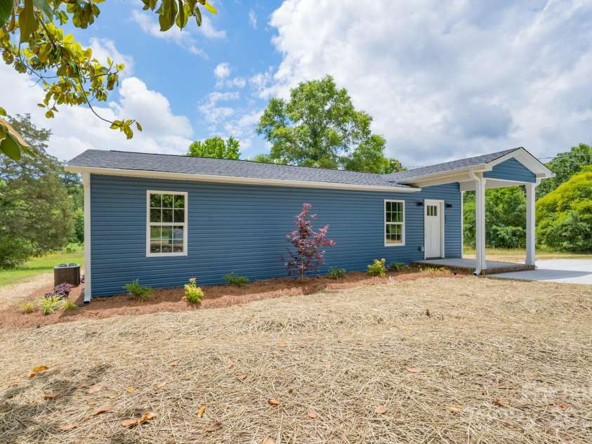 251 Hall Spencer Road, Catawba, SC 29704.  MLS# CAR4259030, YatesRealty ID 16744. 