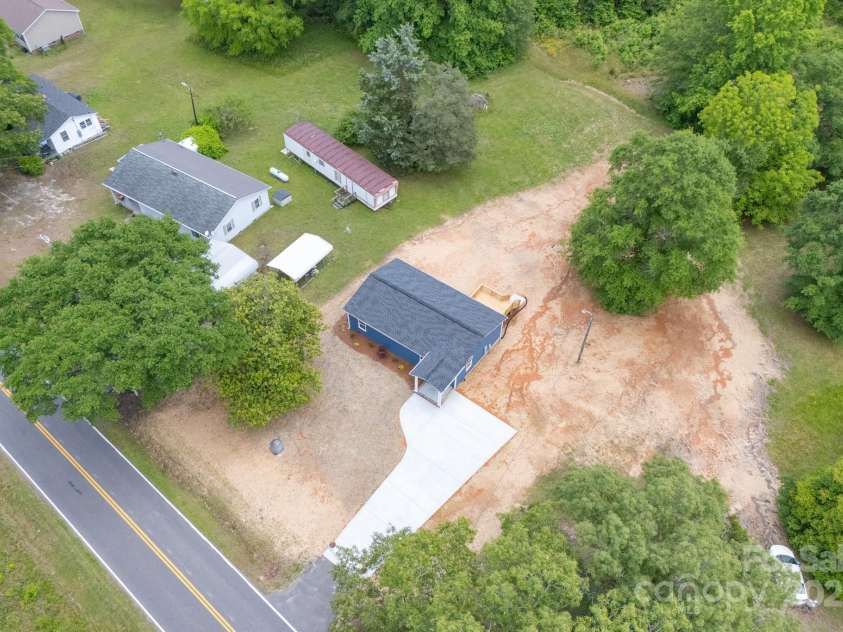 251 Hall Spencer Road, Catawba, SC 29704.  MLS# CAR4259030, YatesRealty ID 16744. 