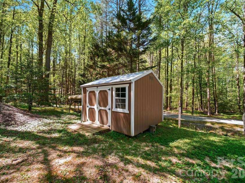 3441 Spencer Heights Place, Lenoir, NC 28645.  MLS# CAR4371926, YatesRealty ID 16744. 