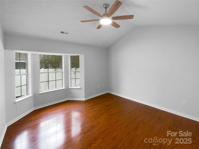5751 Ebley Lane, Charlotte, NC 28227.  MLS# CAR4329127, YatesRealty ID 16745. 