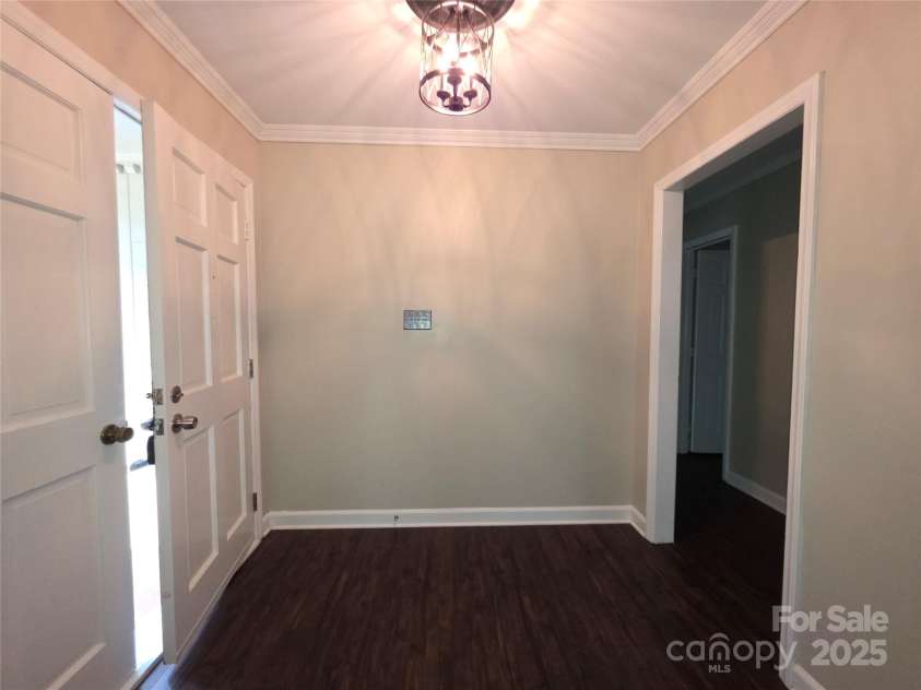 3316 Mckee Road, Charlotte, NC 28270.  MLS# CAR4258195, YatesRealty ID 16746. 