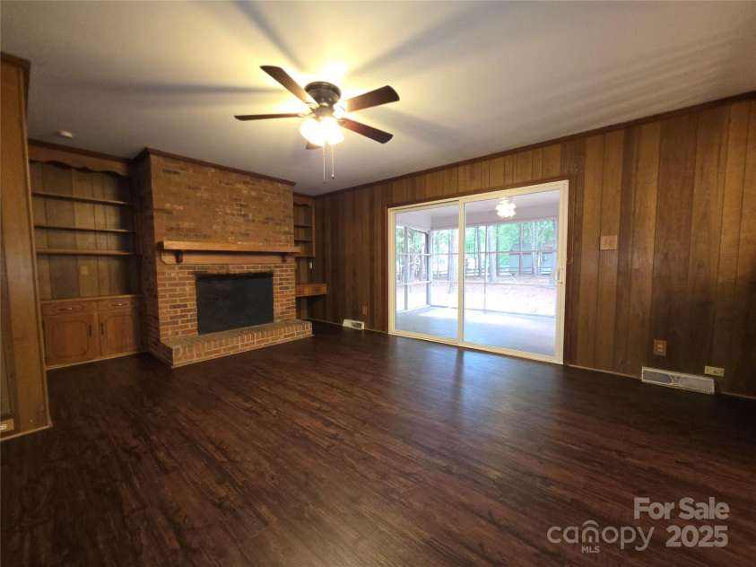 3316 Mckee Road, Charlotte, NC 28270.  MLS# CAR4258195, YatesRealty ID 16746. 