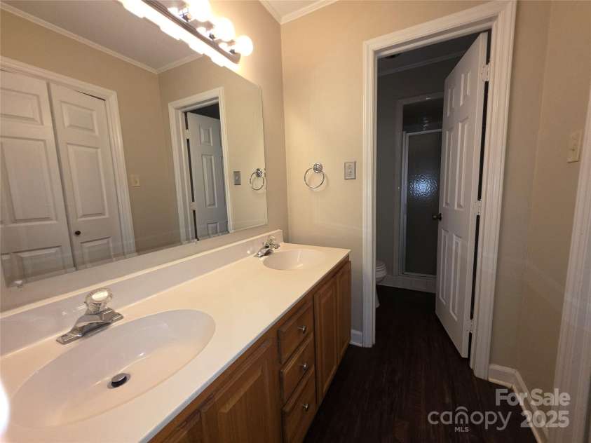 3316 Mckee Road, Charlotte, NC 28270.  MLS# CAR4258195, YatesRealty ID 16746. 