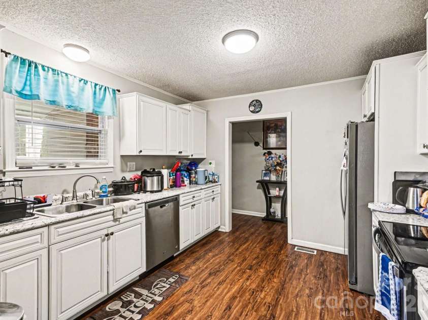 102 Azalea Road, Lancaster, SC 29720.  MLS# CAR4368526, YatesRealty ID 16747. 