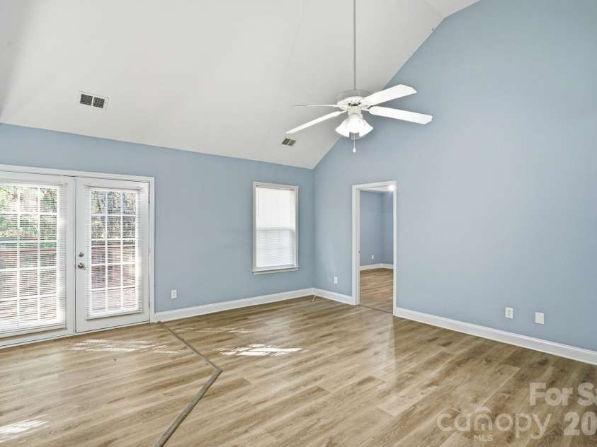2432 Terra Drive, Gastonia, NC 28054.  MLS# CAR4367531, YatesRealty ID 16748. 