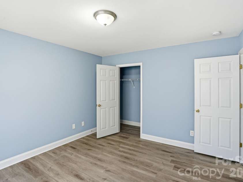 2432 Terra Drive, Gastonia, NC 28054.  MLS# CAR4367531, YatesRealty ID 16748. 