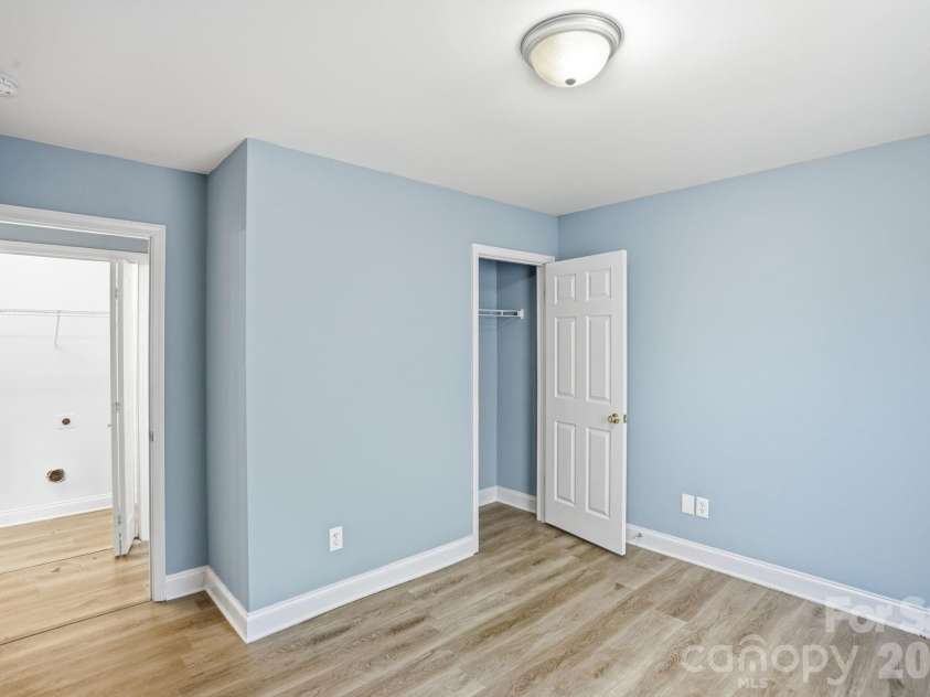 2432 Terra Drive, Gastonia, NC 28054.  MLS# CAR4367531, YatesRealty ID 16748. 