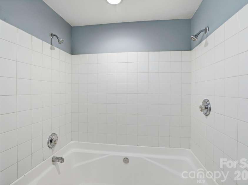 2432 Terra Drive, Gastonia, NC 28054.  MLS# CAR4367531, YatesRealty ID 16748. 