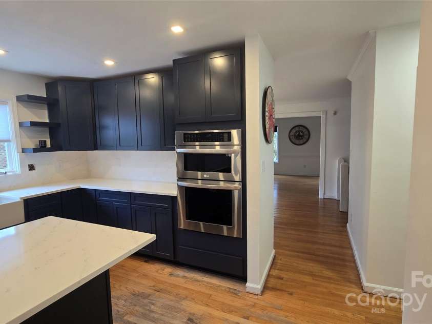 16425 Grapperhall Drive, Huntersville, NC 28078.  MLS# CAR4203228, YatesRealty ID 16749. 