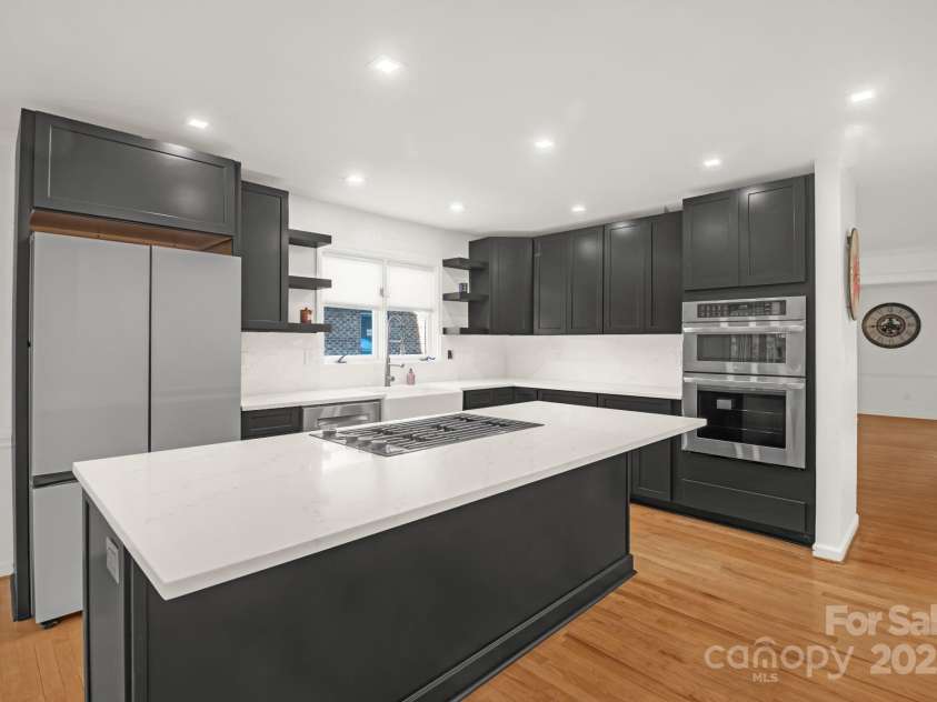 16425 Grapperhall Drive, Huntersville, NC 28078.  MLS# CAR4323175, YatesRealty ID 16749. 