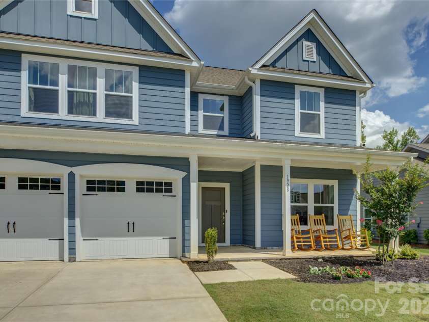 1928 Thoreau Way, York, SC 29745.  MLS# CAR4398628, YatesRealty ID 16749. 
