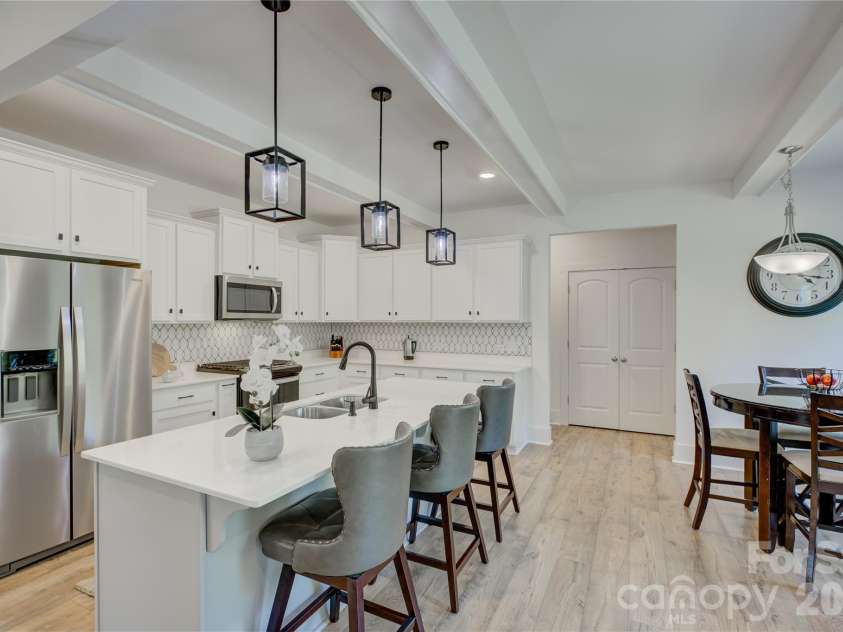 1928 Thoreau Way, York, SC 29745.  MLS# CAR4398628, YatesRealty ID 16749. 