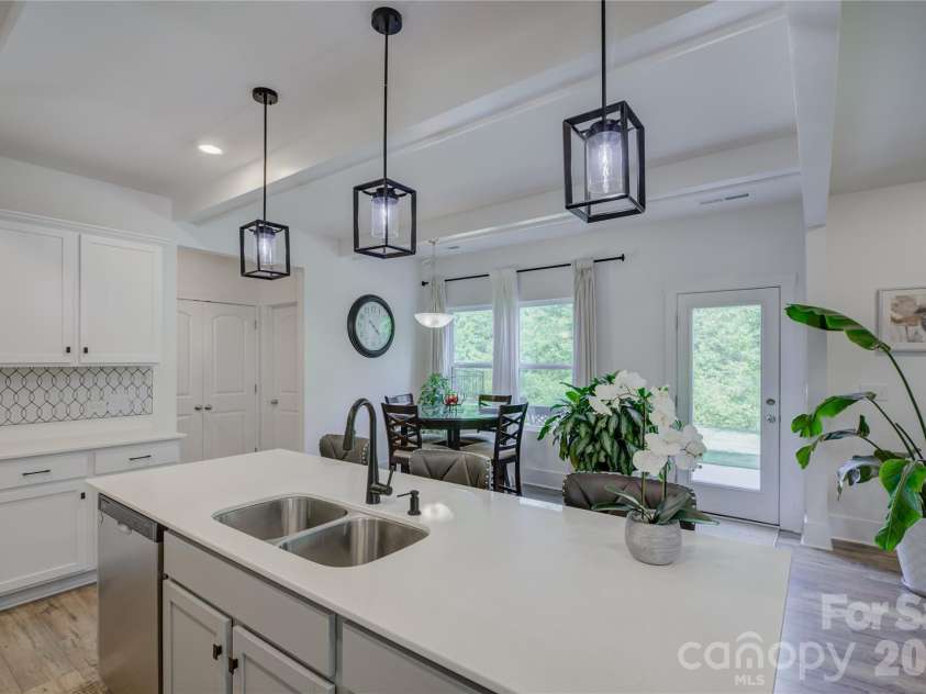 1928 Thoreau Way, York, SC 29745.  MLS# CAR4398628, YatesRealty ID 16749. 